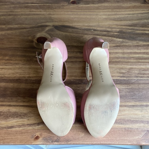 Almost New Beautiful Pink Heel shoes size 7 - Picture 3 of 4